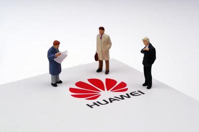 破釜沉舟 任正非告別代理，華為開啟自主創新之路